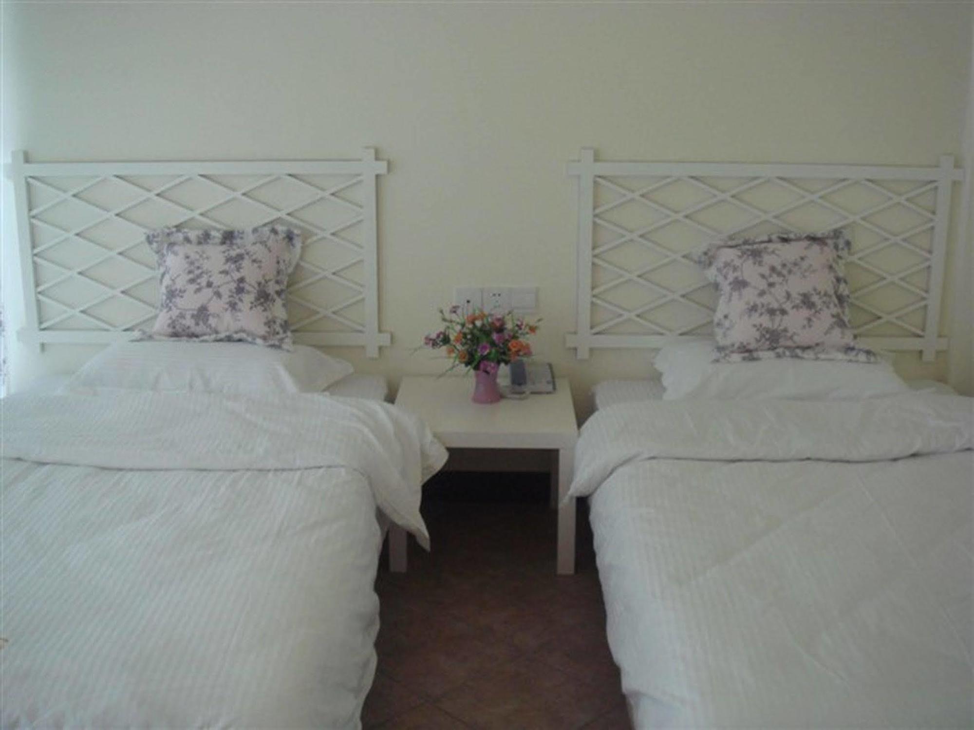 Lion S Lodge Янгшуо Екстериор снимка